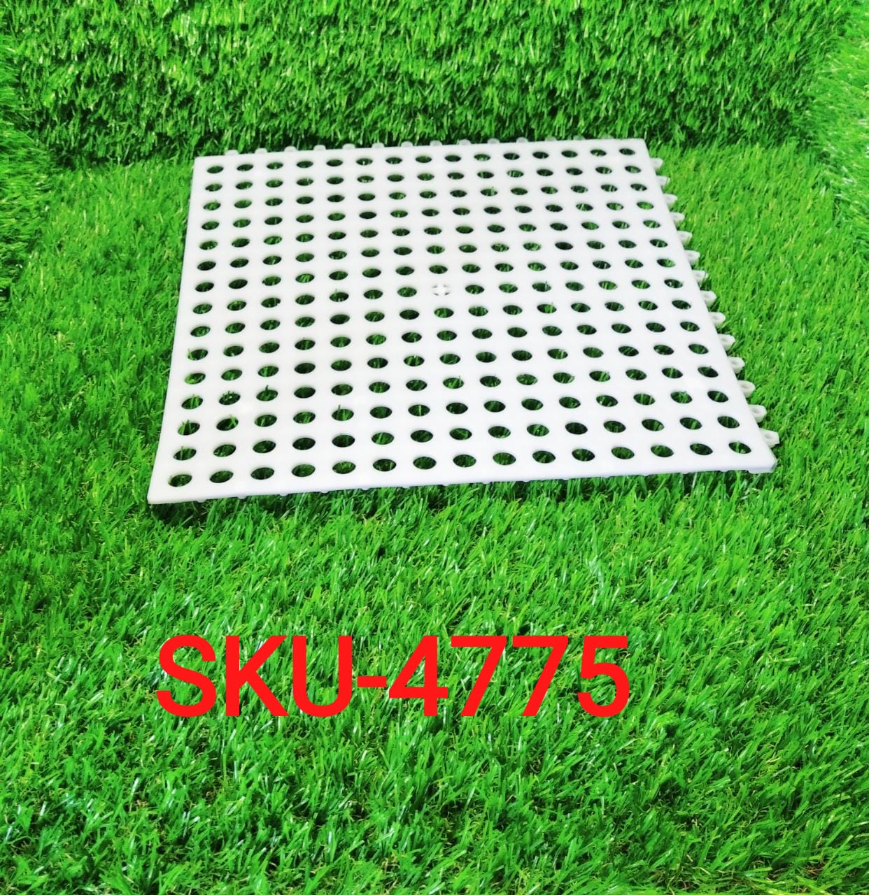Anti-slip mat designed for safety in the bathroom and toilet Anti-slip mat designed for safety in the bathroom and toilet